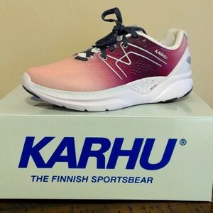 Women's Karhu Ortix Running Shoes 7.5